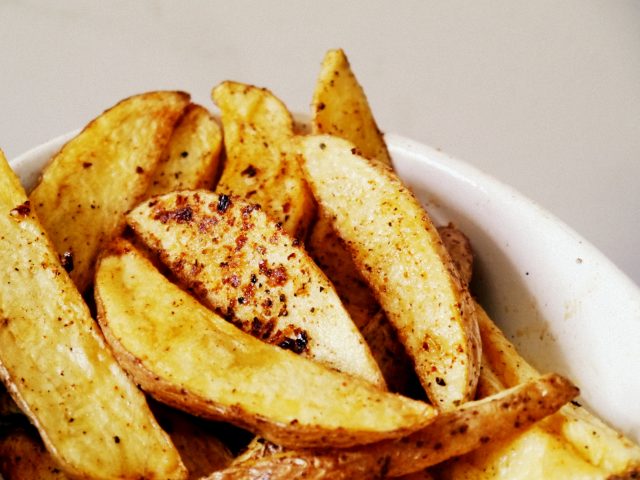 como hacer papas fritas especiadas