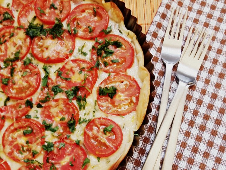 Tarta de tomate y queso