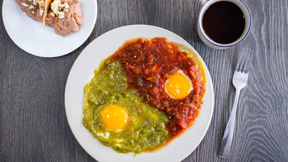 Receta de huevos divorciados